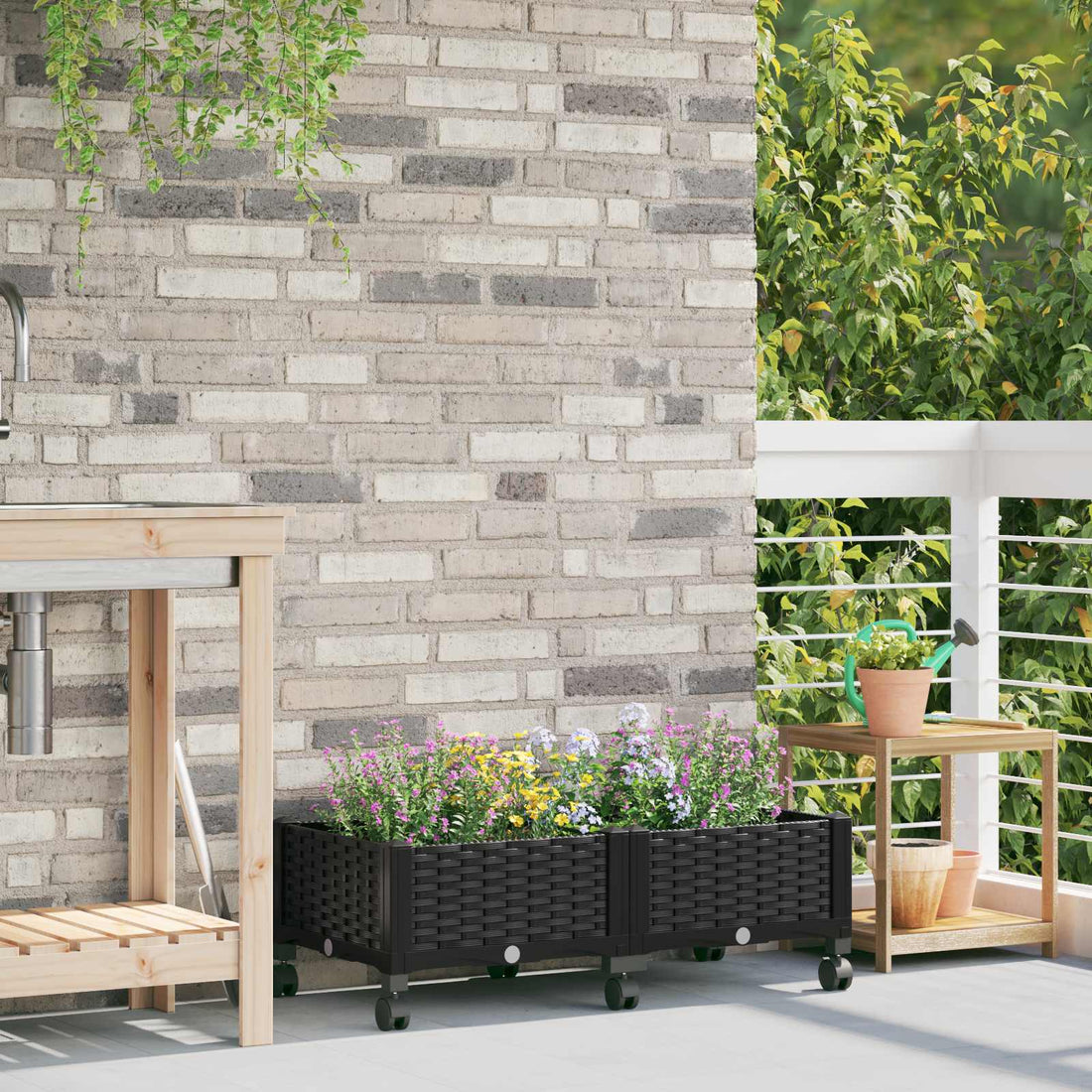 vidaXL Macetero de Jardín con Ruedas Negro 80 x 40 x 29 cm PP