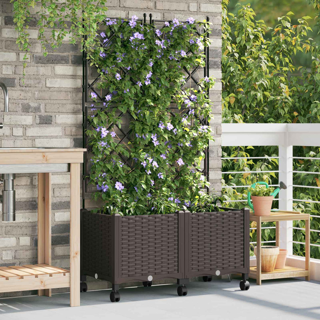 vidaXL Jardinera con enrejado y ruedas 2 uds. Marrón 80 x 40 x 149 cm