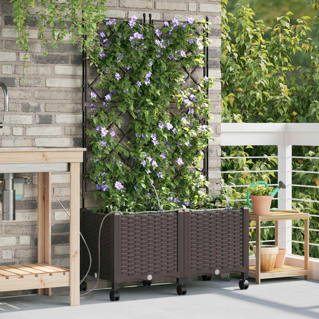 vidaXL Maceta de jardín con riego y ruedas 2 uds. Marrón PP