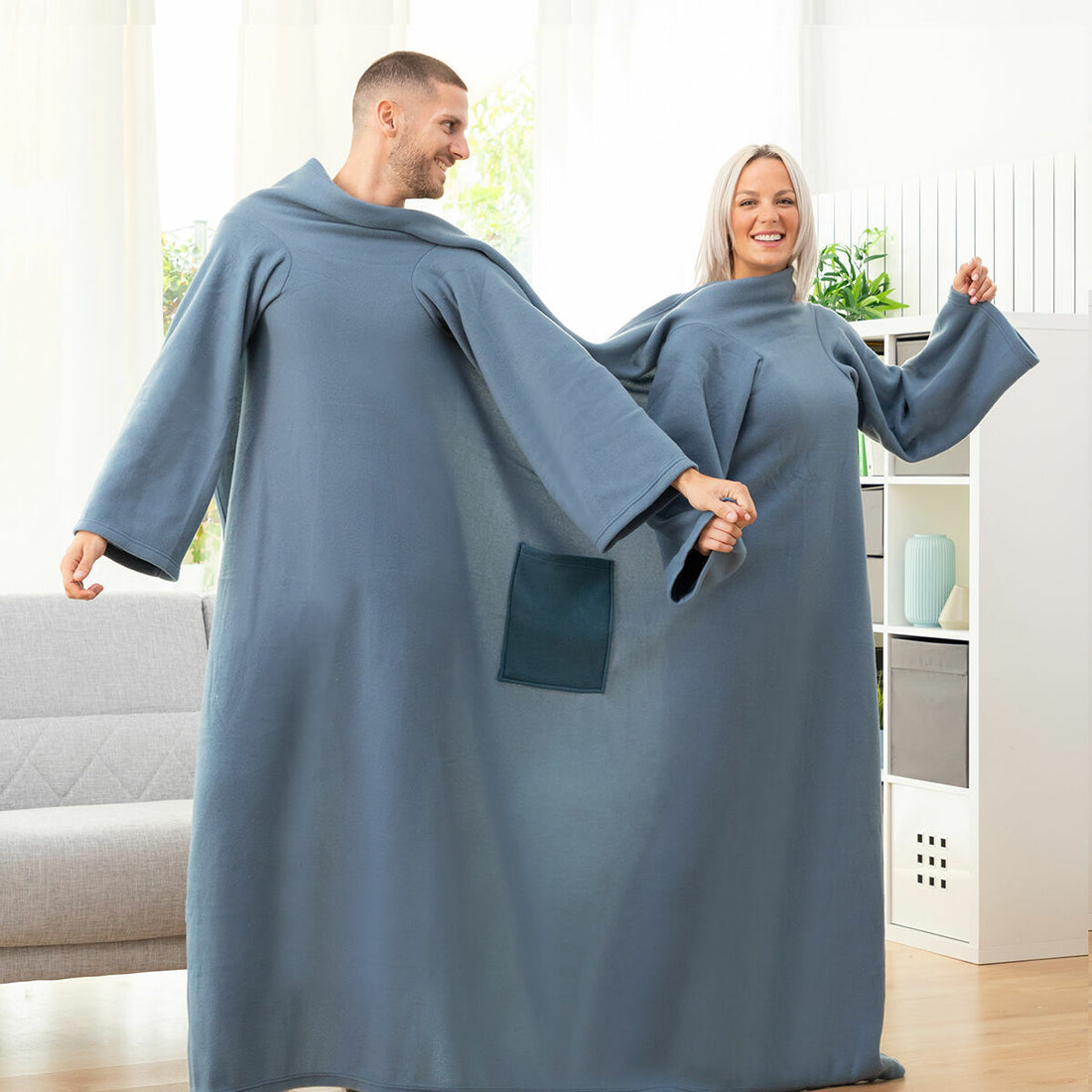 Batamanta Doble con Bolsillo Central Doublanket Poliéster Invierno Regalo Original Azul